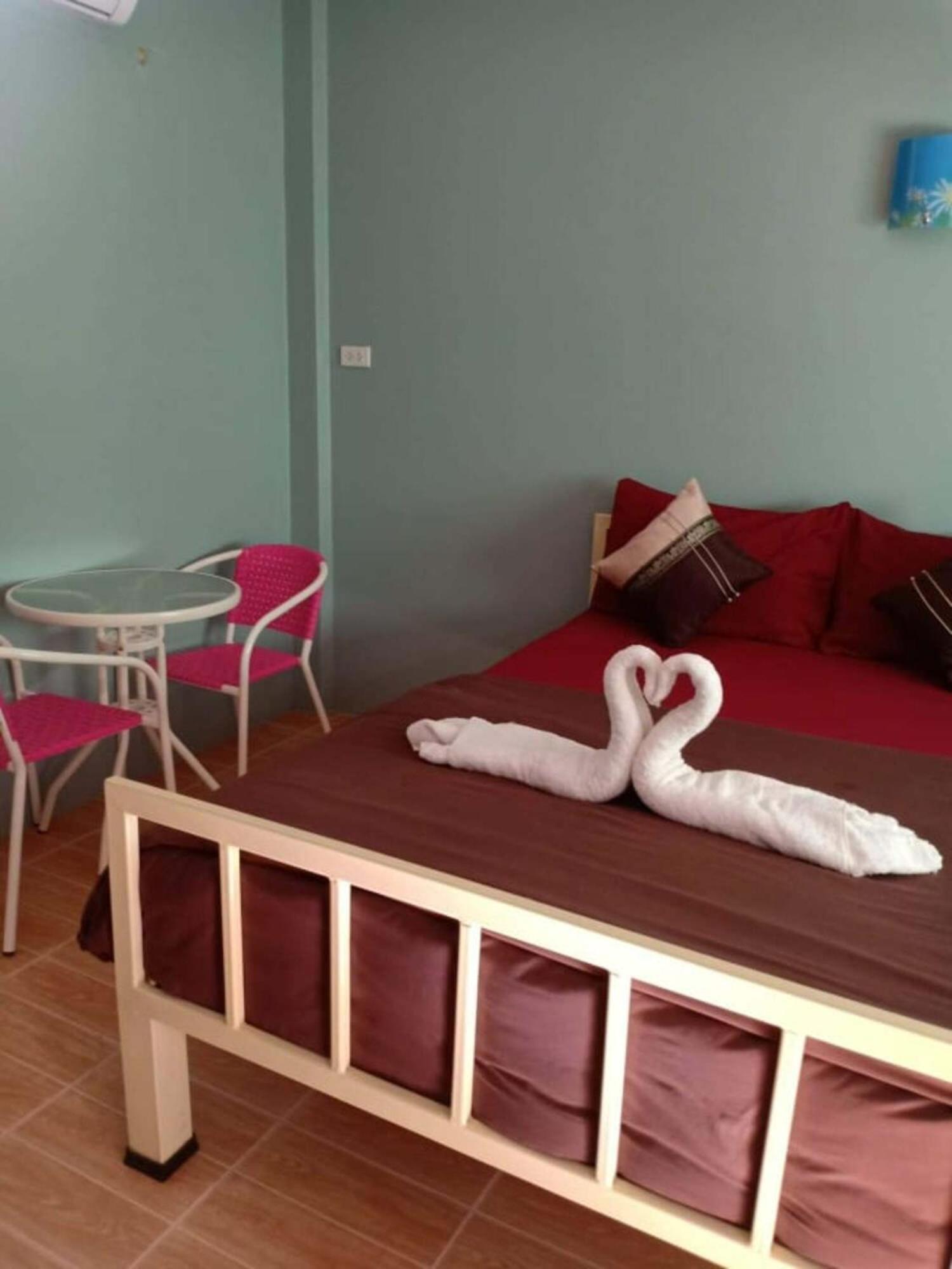 Chandra Hostel Ko Tao Bagian luar foto
