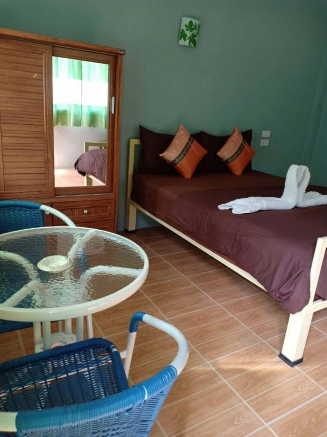 Chandra Hostel Ko Tao Bagian luar foto